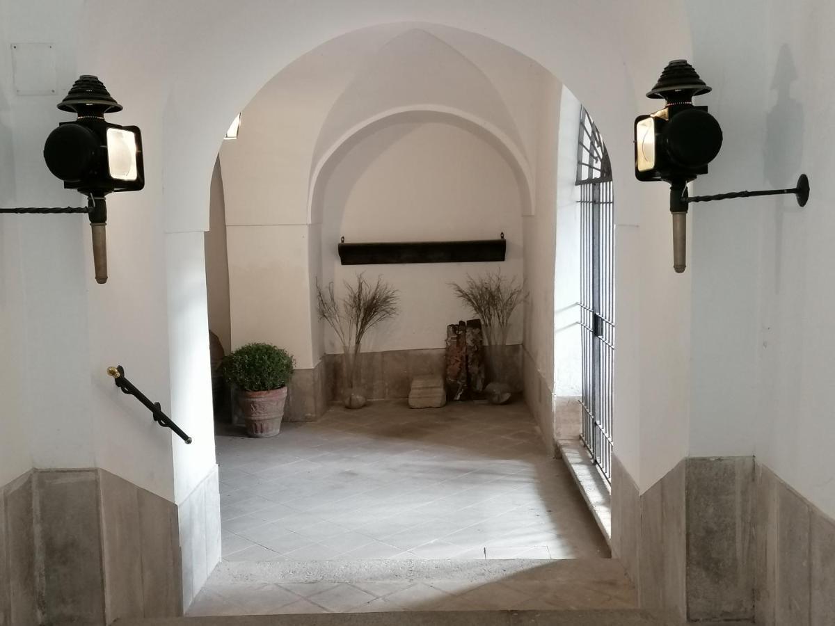 B&B Palazzo Lanza Capua Luaran gambar